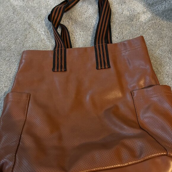 Universal Thread Tote Purse - Picture 2 of 3